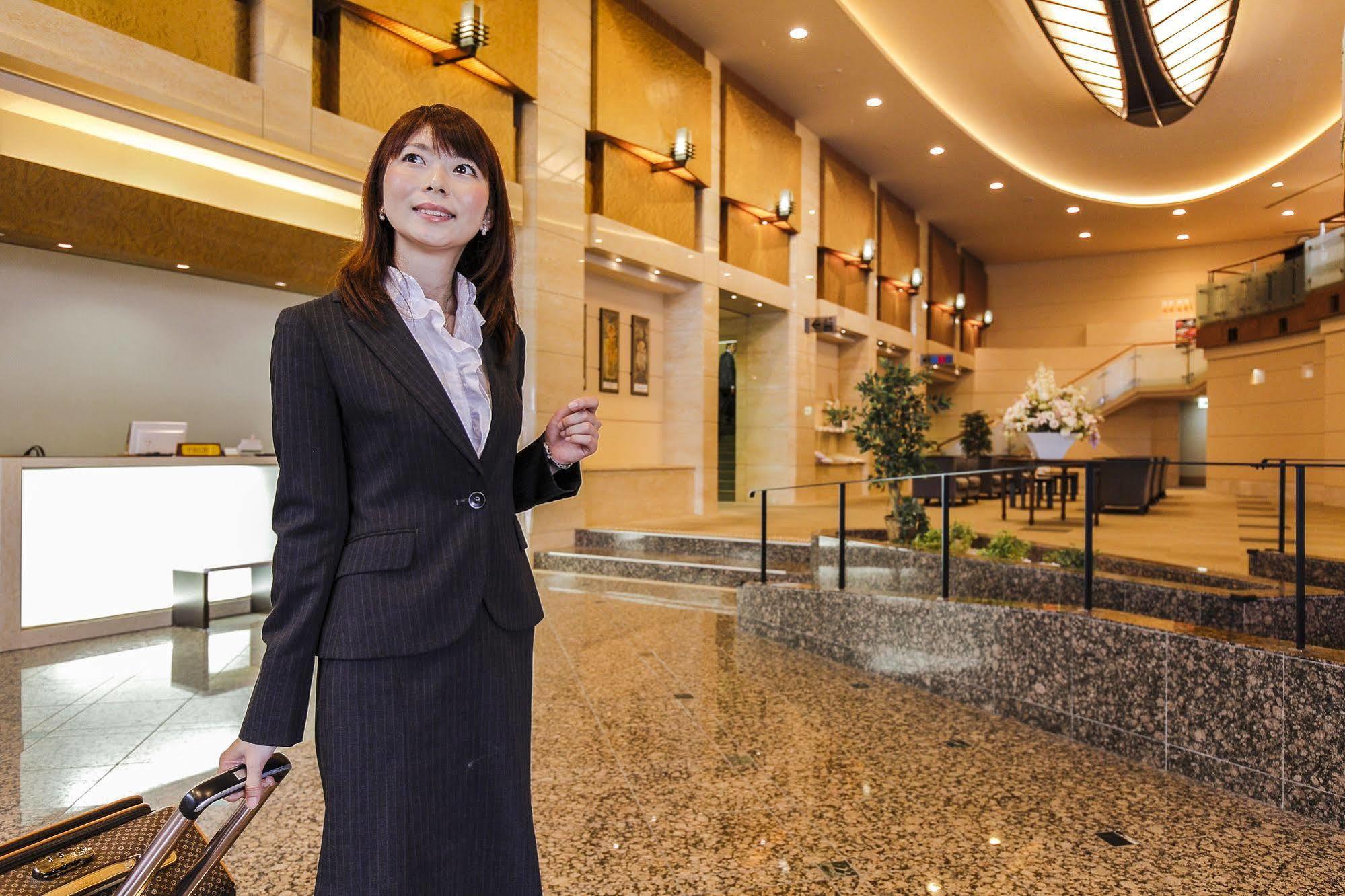 Wakayama Urban Hotel Esterno foto